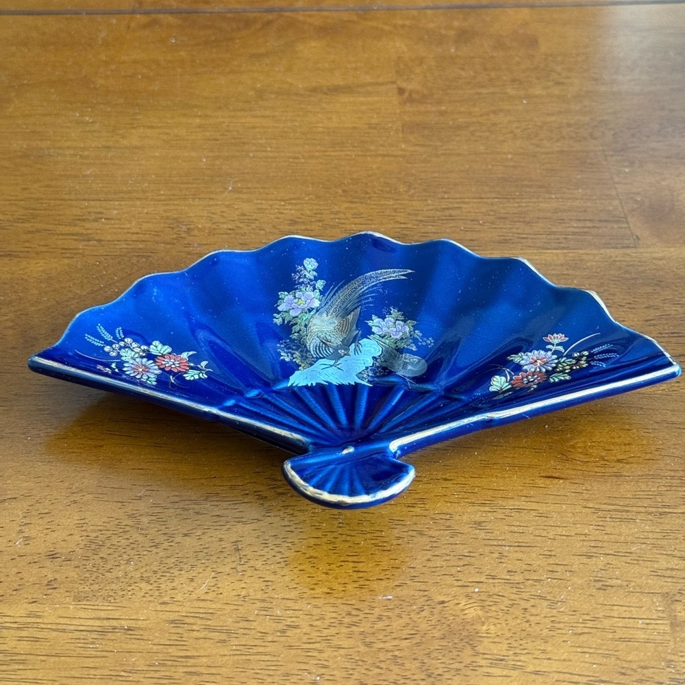 Vintage Kutani Japan Cobalt Blue Floral Pheasant Porcelain Fan Trinket Dish - Picture 3 of 9